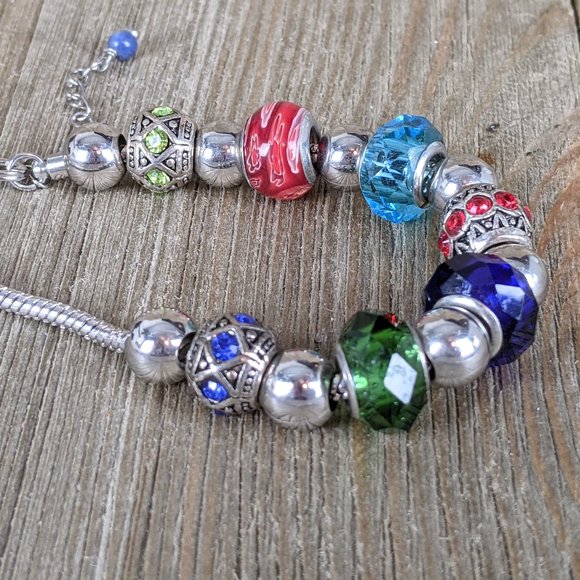 🌟 3/$15 🌟 Silver Tone Beaded Glass Charm Bracelet - Picture 5 of 7
